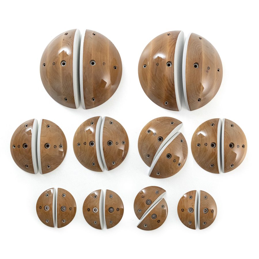 Chwyty wspinaczkowe Woodys Flat Cut Off Balls, 20 szt. w zestawie, łatwe|średnie|trudne, podwójna strefa